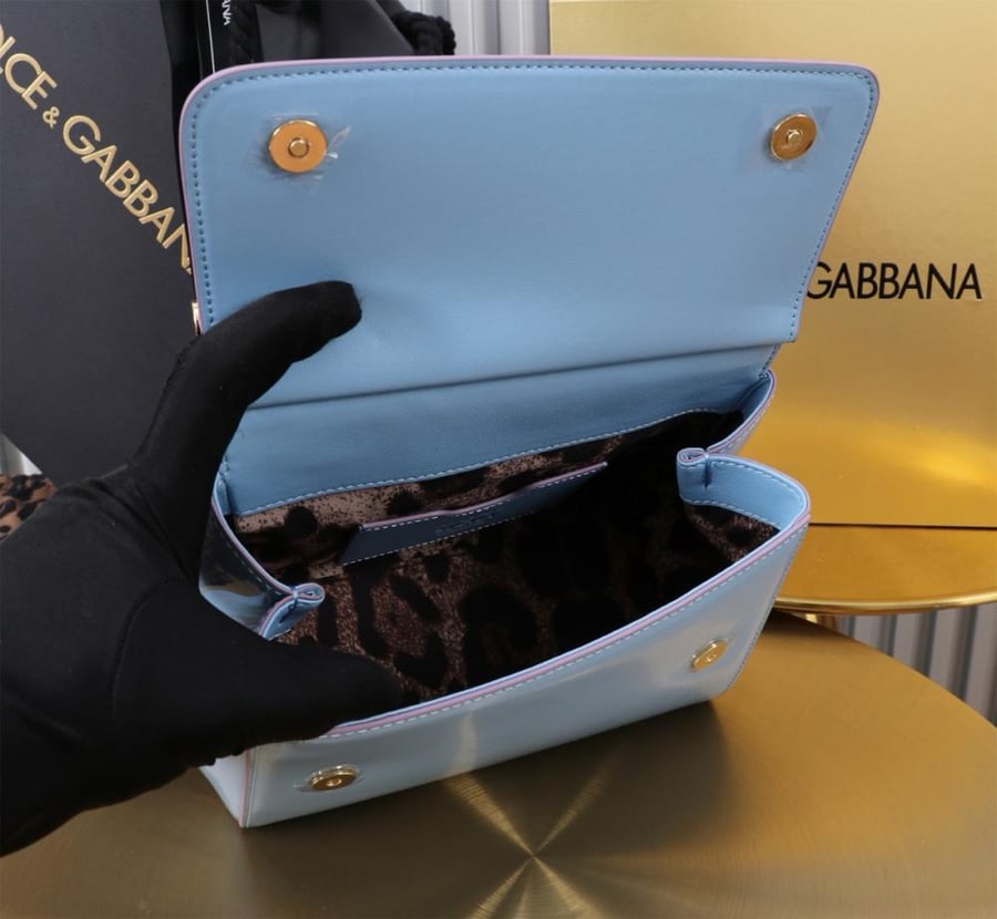 . شنطة دولتشي اند غابانا Small Sicily handbag