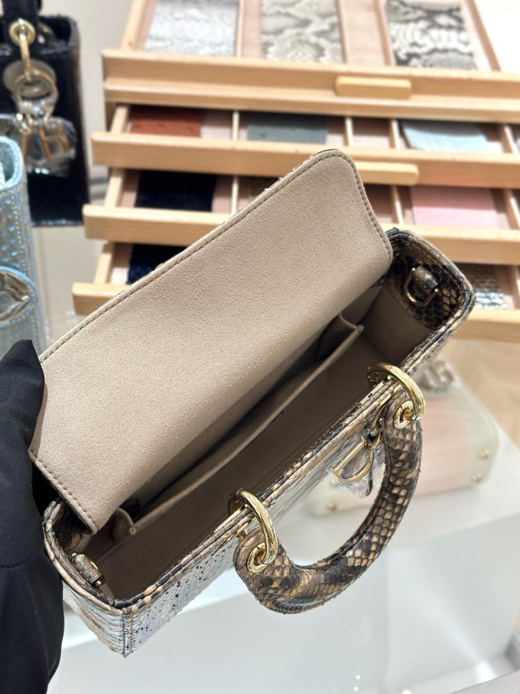شنطة ديور Lizard Dior
