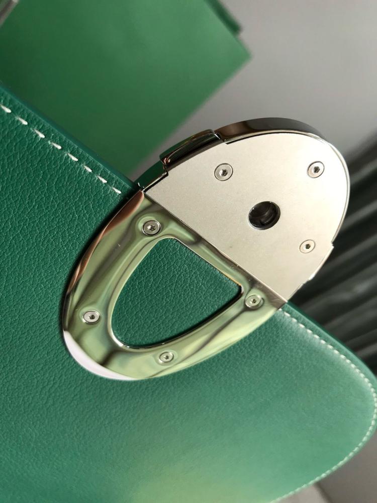 شنطة جويارد  233 bag  مقاس 25cm