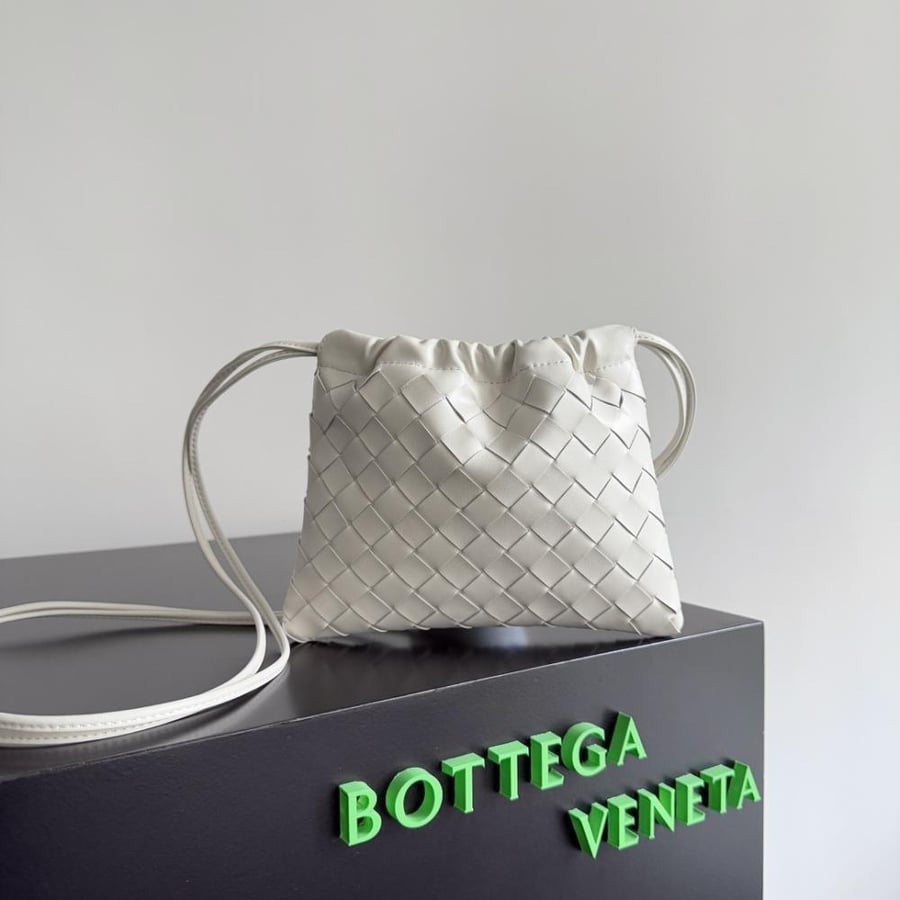 شنطة بوتيغا Mini Dustbag