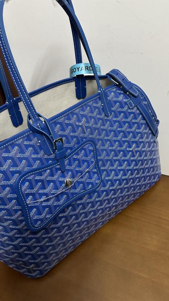 شنطة جويارد Chien Gris Goyard