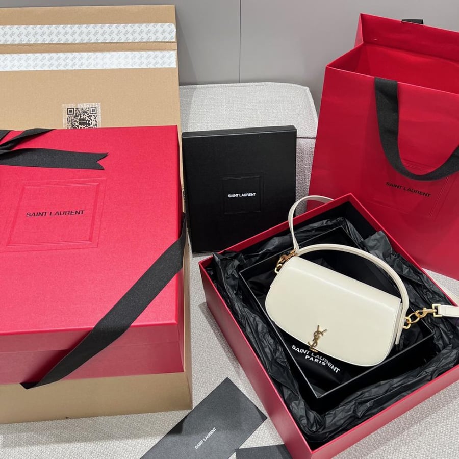 شنطة سان لوران Voltaire box Saint Laurent