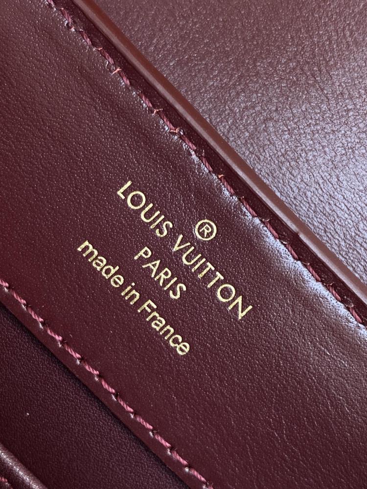 شنطة لويس فيتون Louis Vuitto