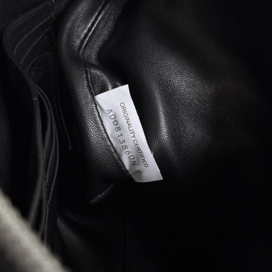 شنطة بوتيغا BOTTEGA prism