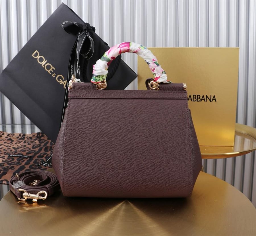شنطة دولتشي اند غابانا Medium Sicily handbag