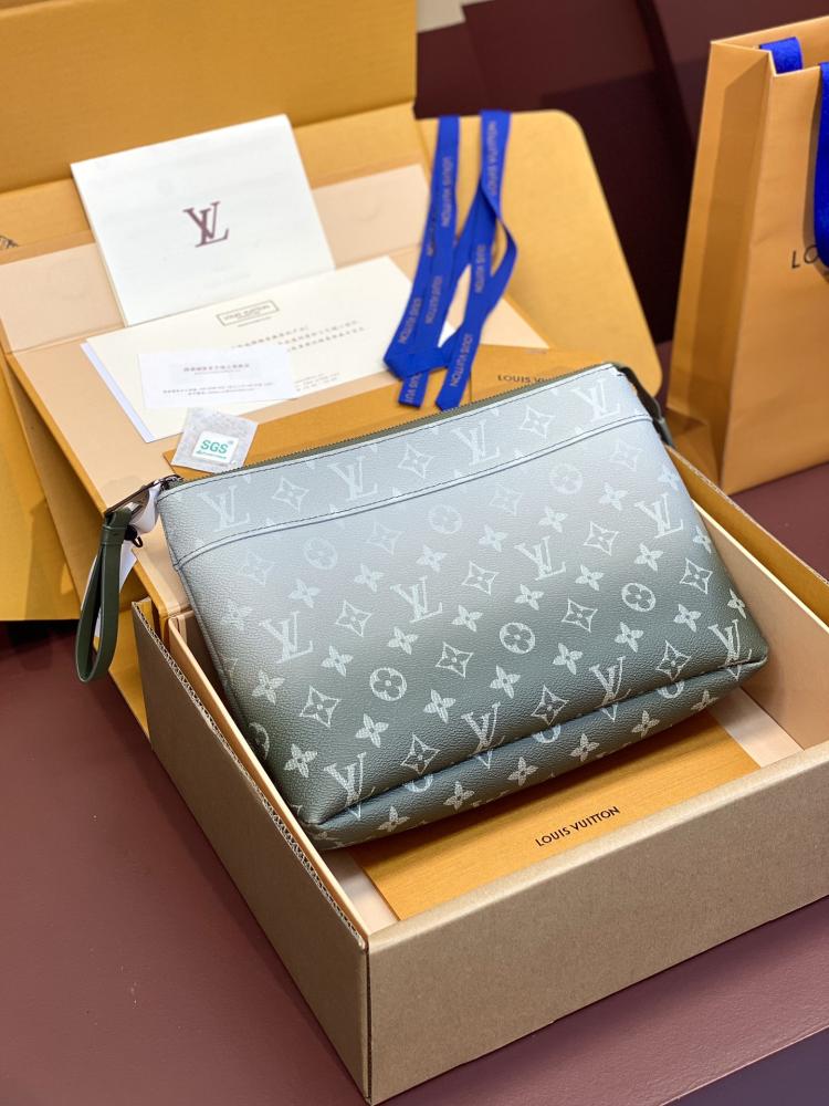 باوتش لويس فيتون Louis Vuitto