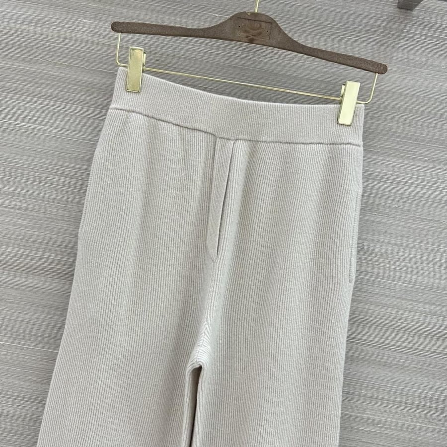 طقم Brunello cucinelli