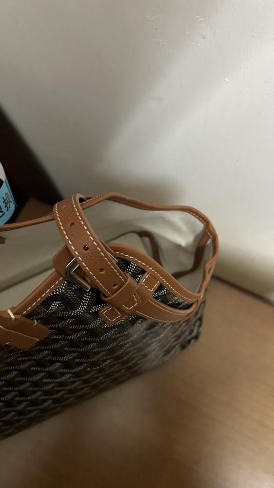 شنطة جويارد Chien Gris Goyard