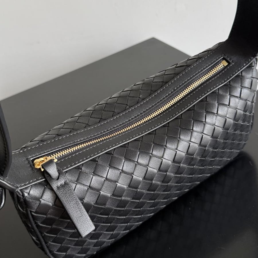 شنطة بوتيغا Nodo Bottega