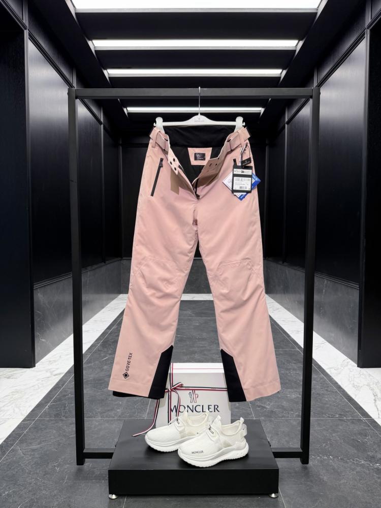 بنطال Moncler