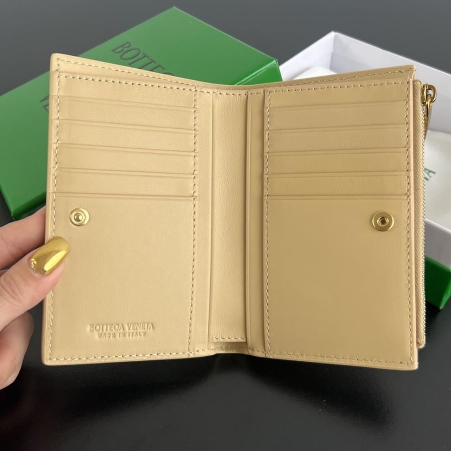 محفظة بوتيغا Sheep Leather bottega