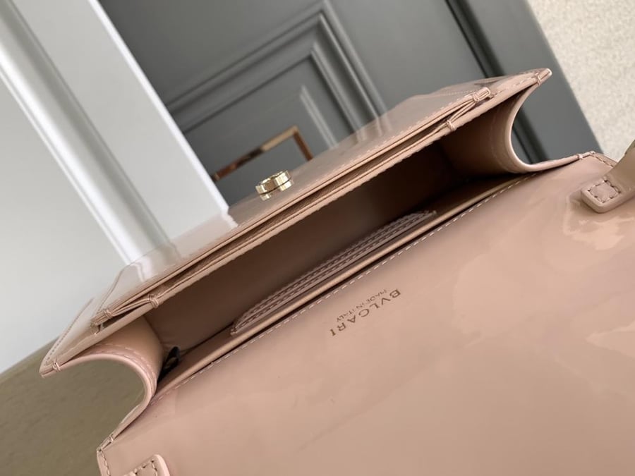 شنطة بولغاري Serpenti Forever مقاس 22cm