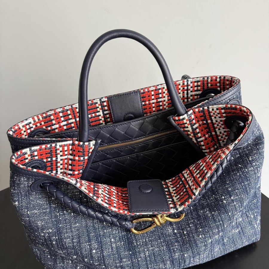 شنطة بوتيغا  Andiamo مقاس 32cm