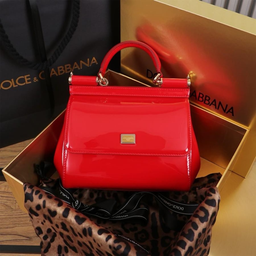 . شنطة دولتشي اند غابانا شنطة دولتشي اند غابانا Small Sicily handbag