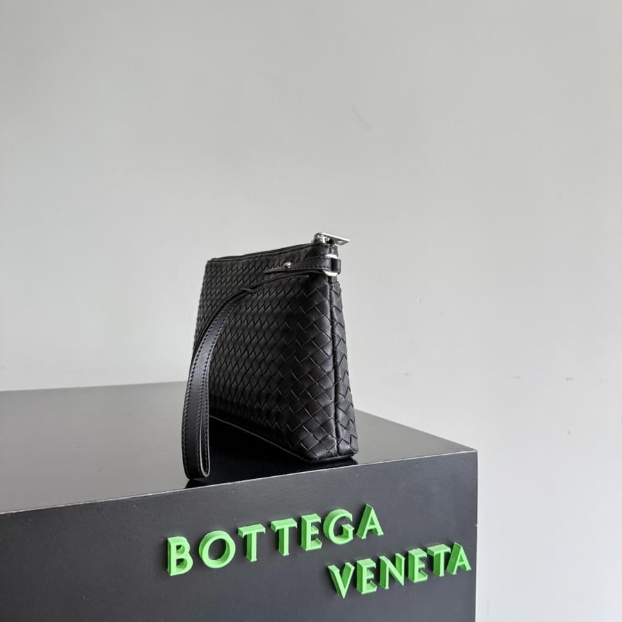 شنطة بوتيغا BOTTEGA prism
