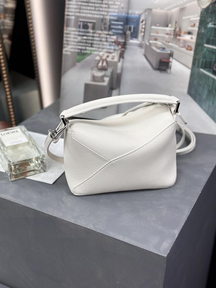 Loewe Puzzle Edge Mini bag