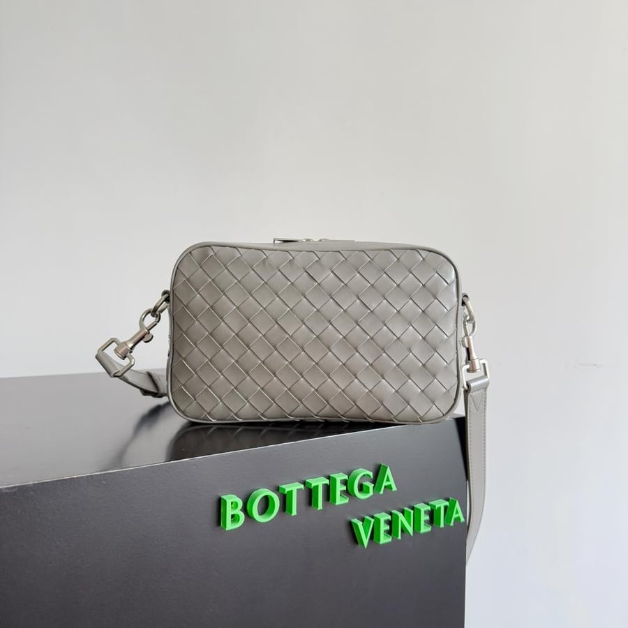 شنطة بوتيغا Camera Bag Bottega