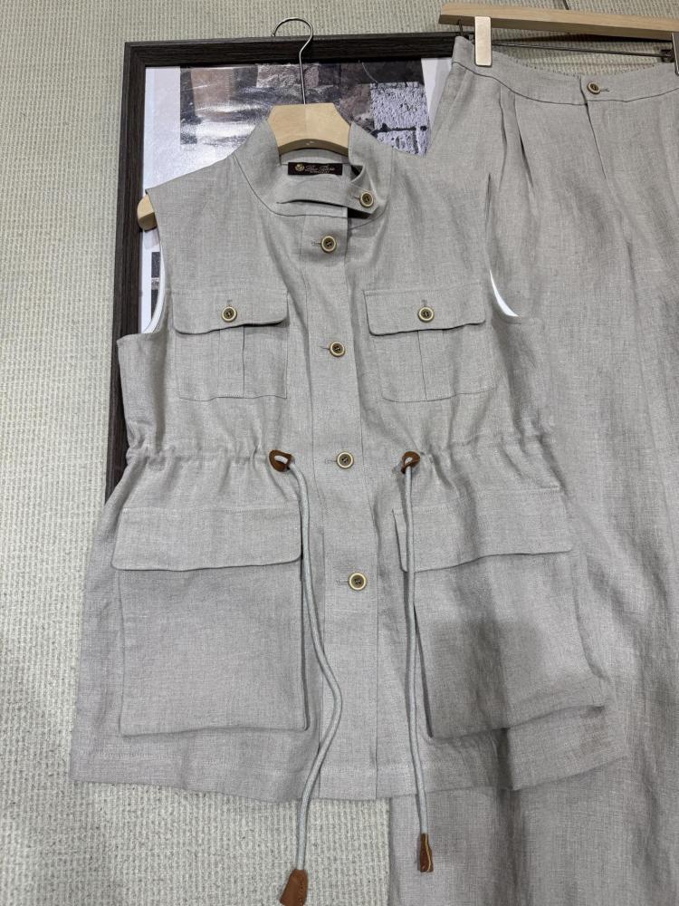 طقم Brunello cucinelli