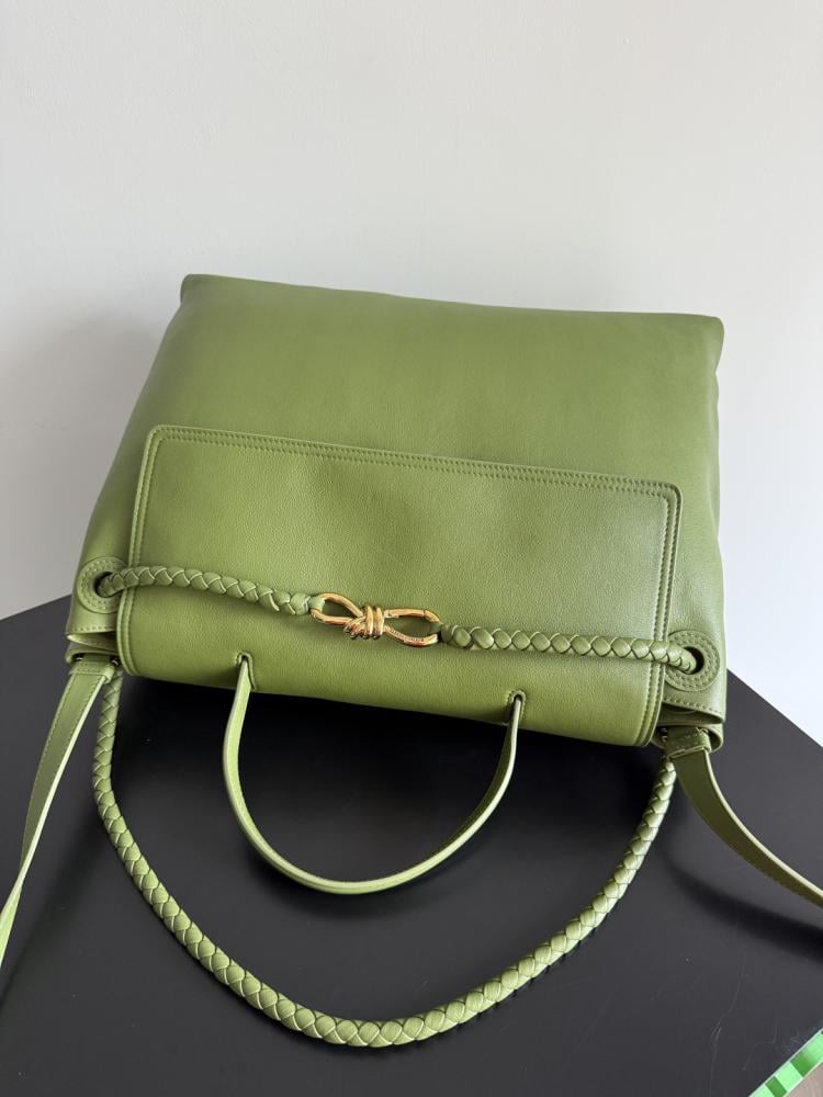 شنطة بوتيغا Ciao Ciao مقاس 42cm