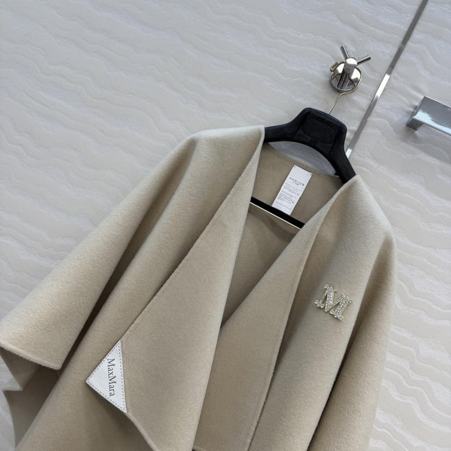 كاب MaxMara