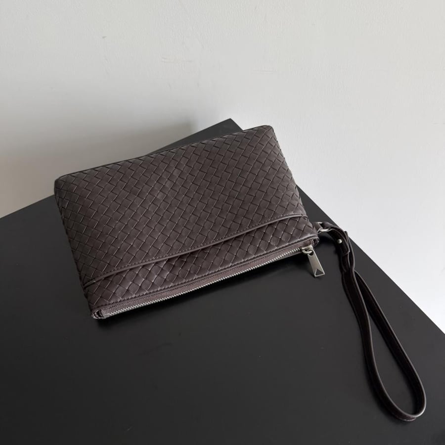 شنطة بوتيغا BOTTEGA prism