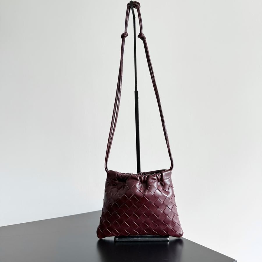 شنطة بوتيغا Mini Dustbag
