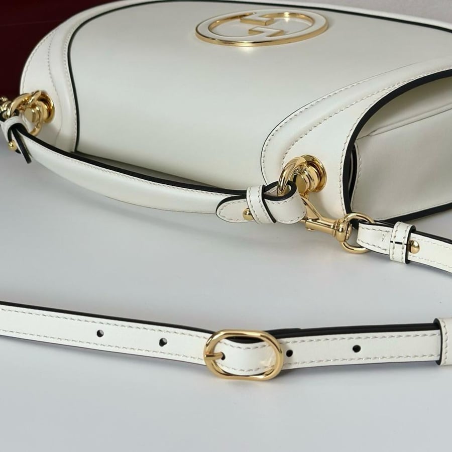 شنطة غوتشي مقاس 32cm