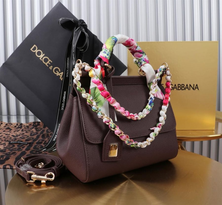 شنطة دولتشي اند غابانا Medium Sicily handbag