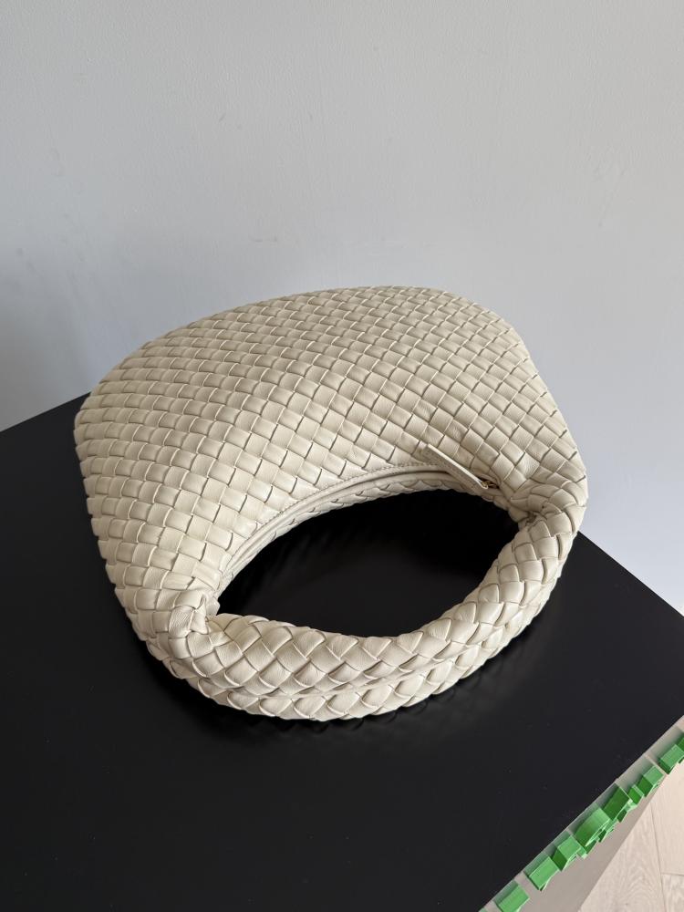 شنطة بوتيغا Small Veneta Hobo bottega