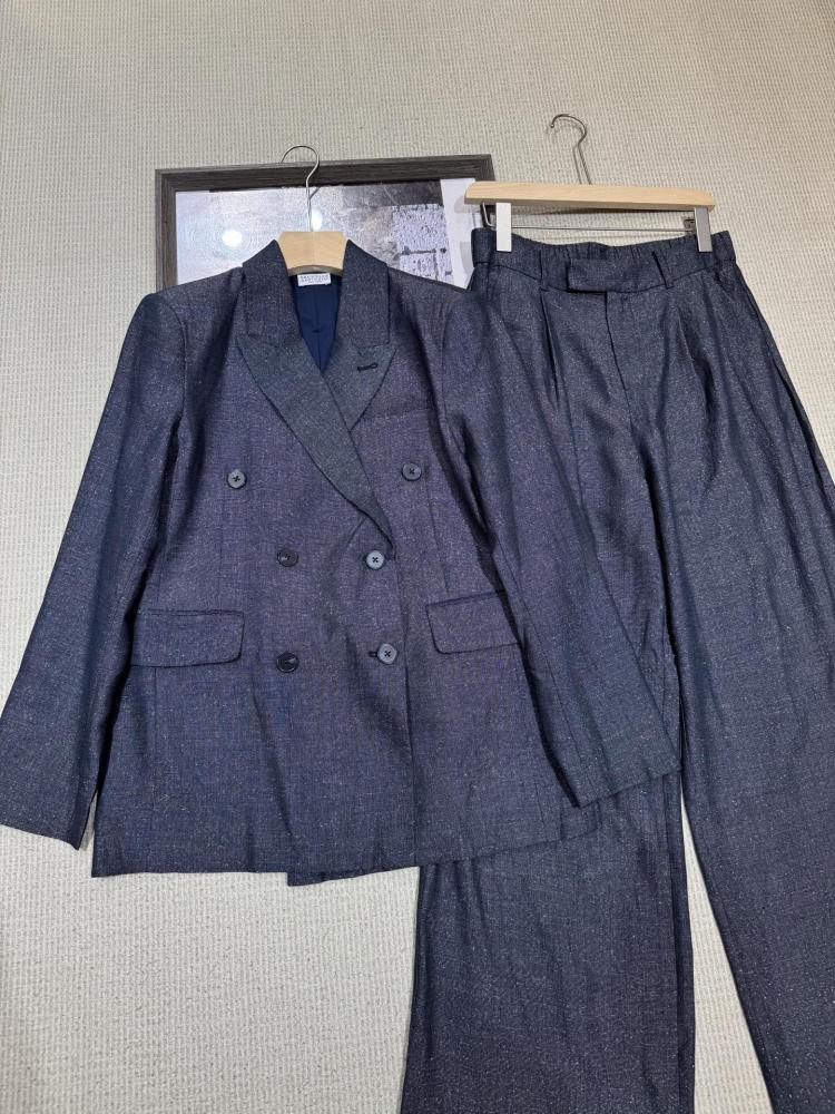 طقم Brunello cucinelli