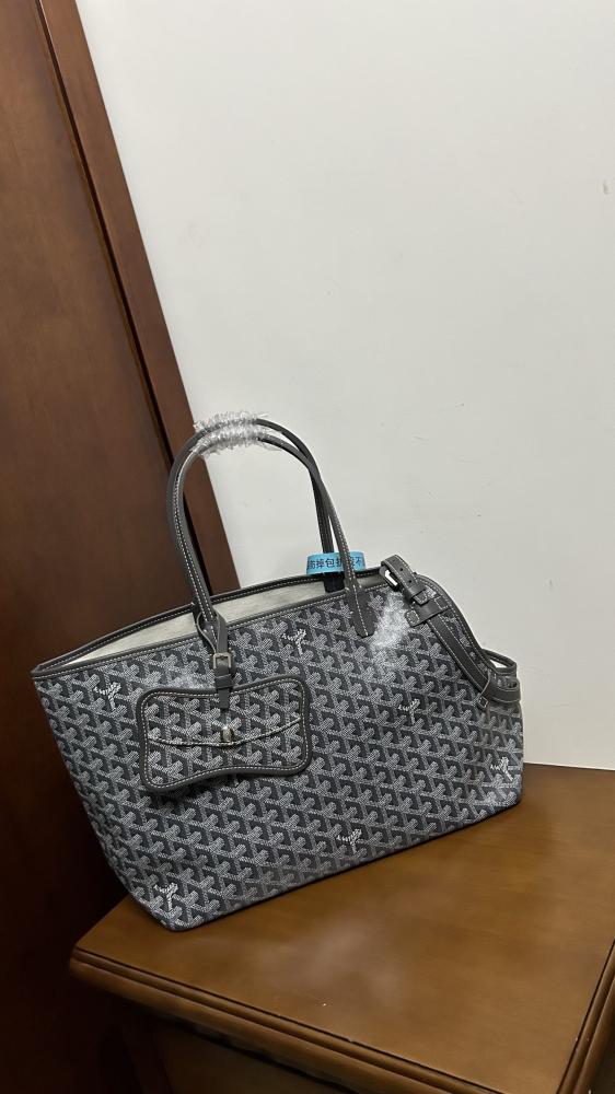 شنطة جويارد Chien Gris Goyard