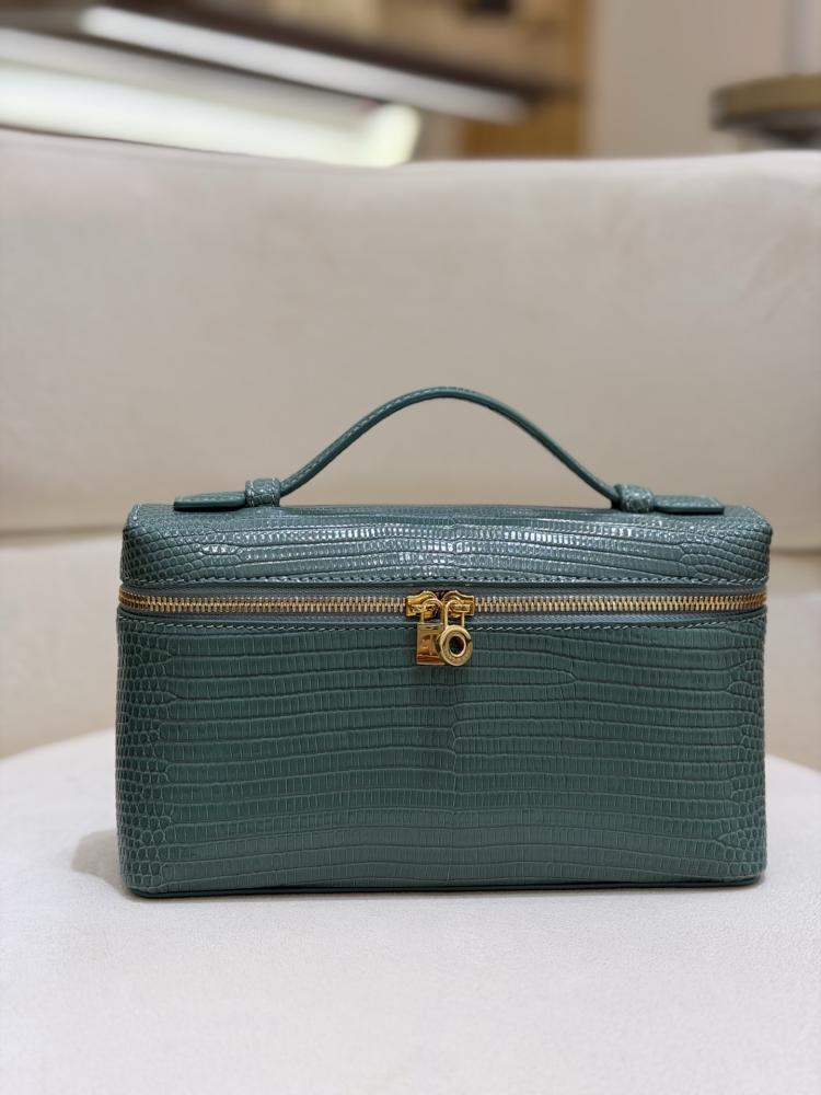 شنطة لورو بيانا Extra Poket Lizard Lora piana مقاس 19 cm