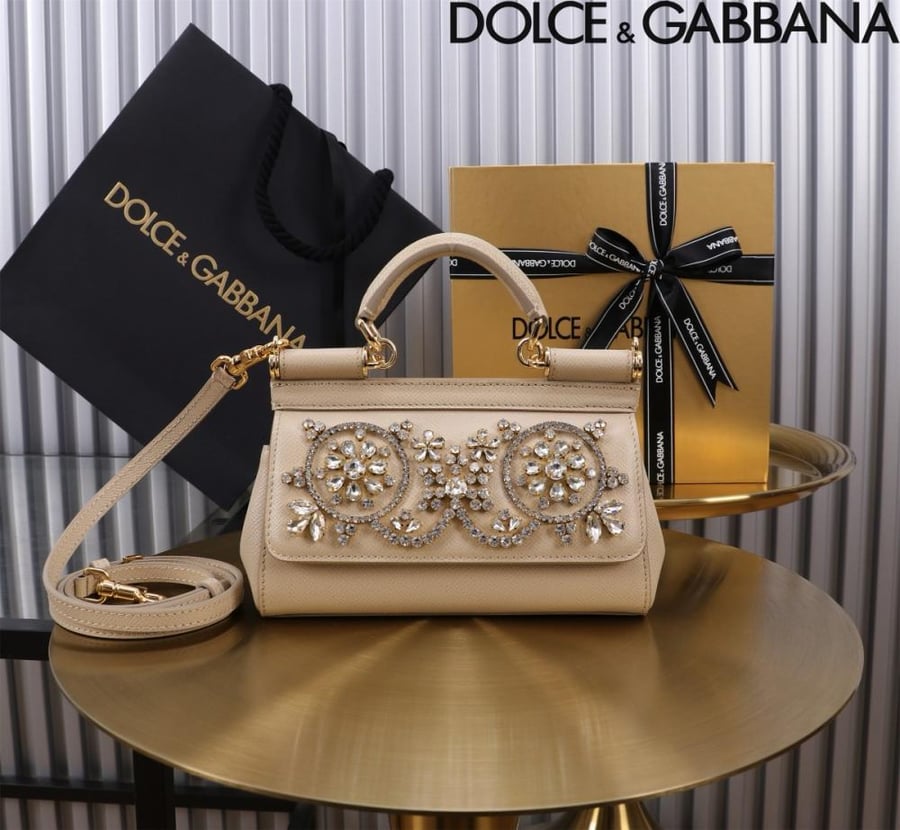 شنطة دولتشي اند غابانا Small Sicily handbag