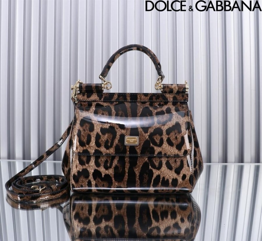 شنطة دولتشي اند غابانا Small Sicily handbag