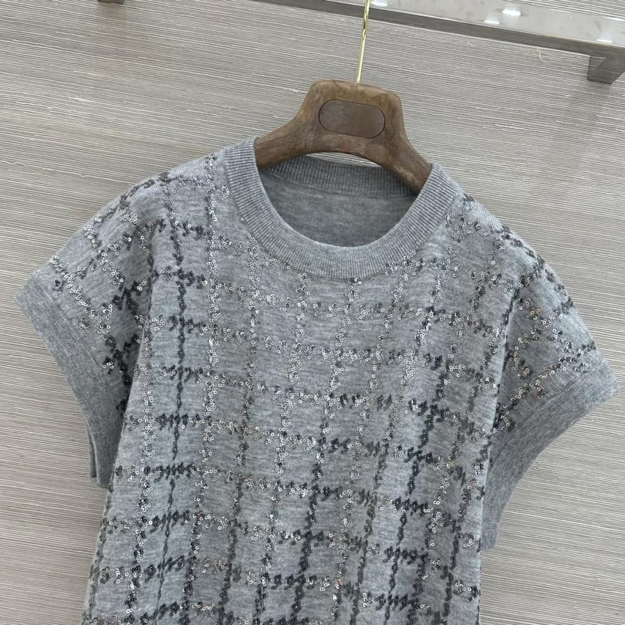 توب Brunello cucinelli
