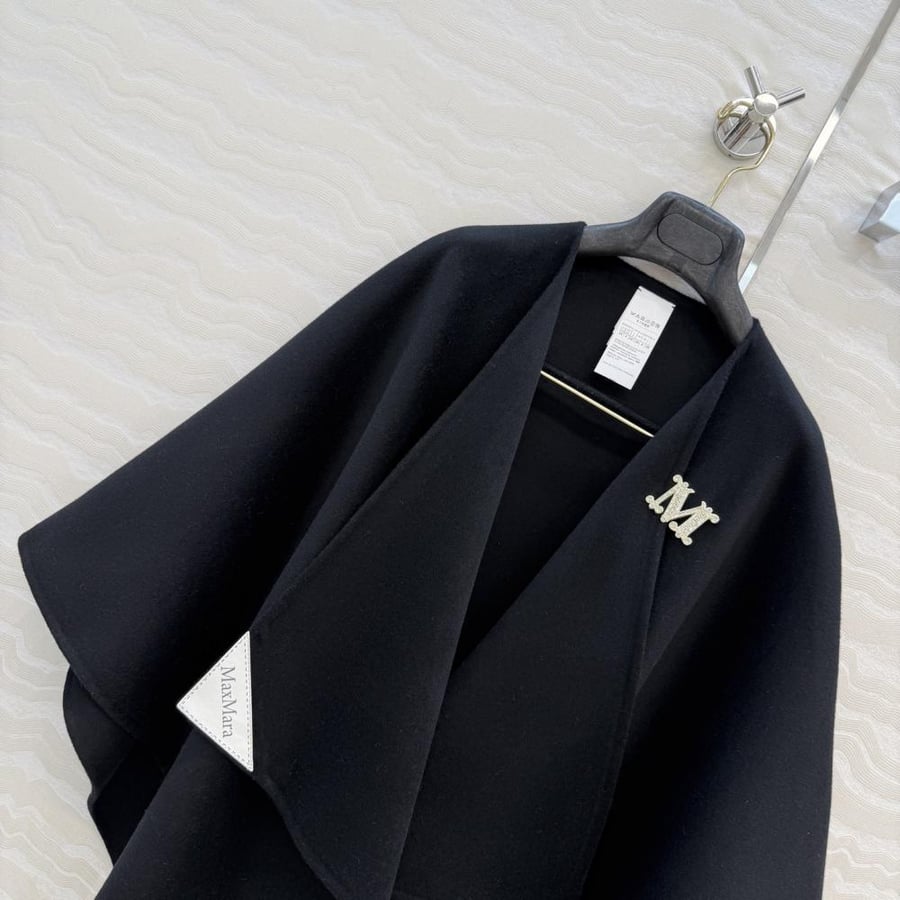 كاب MaxMara