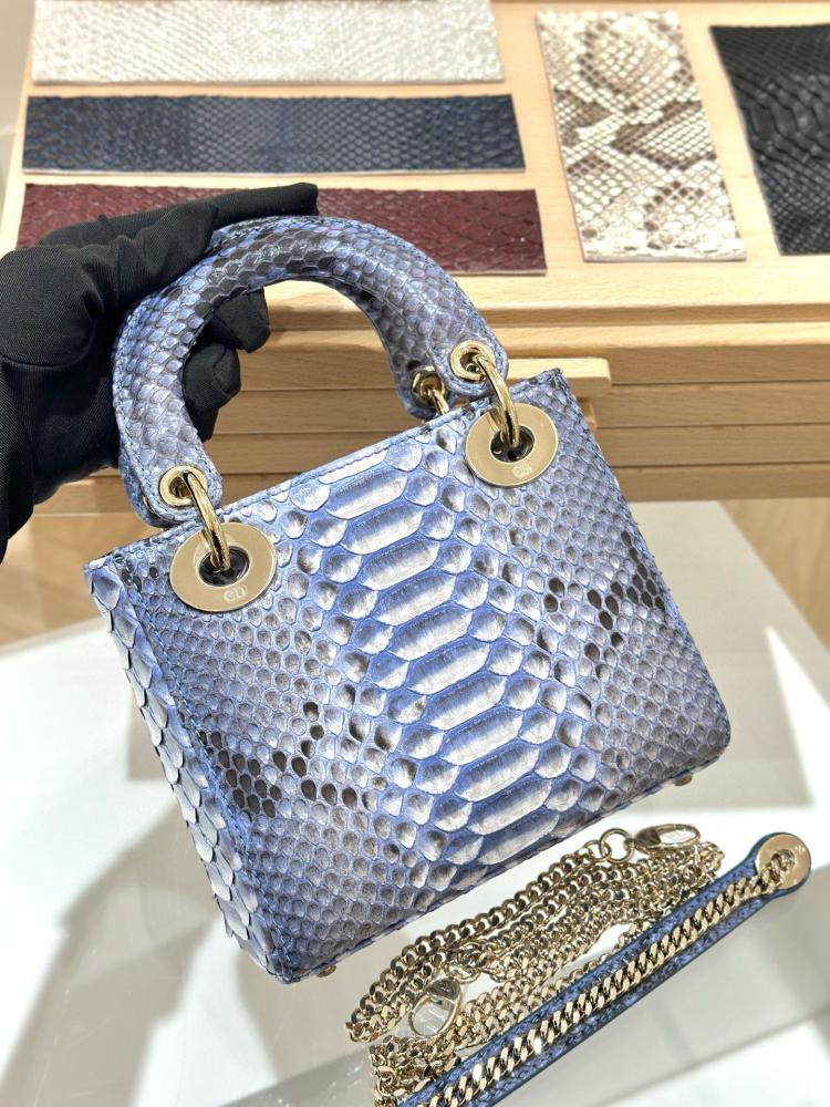 شنطة ديور Snakeskin Dior