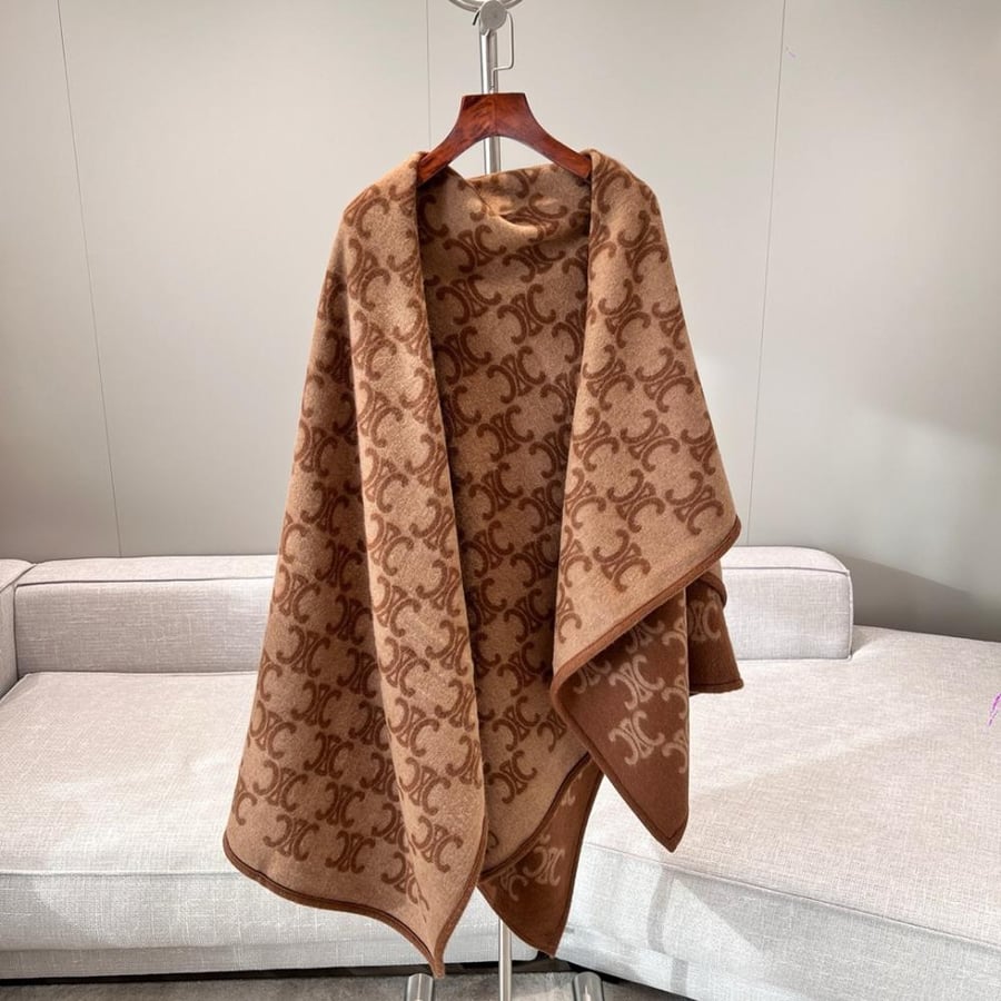 سكارف Celine