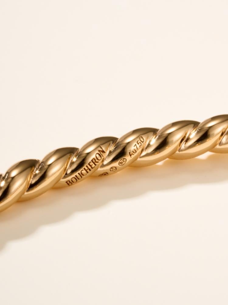 اسورة بوشرون Boucheron