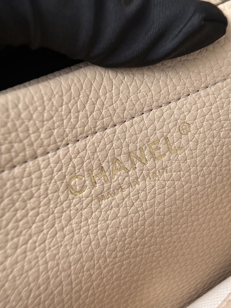 شنطة شانيل ch