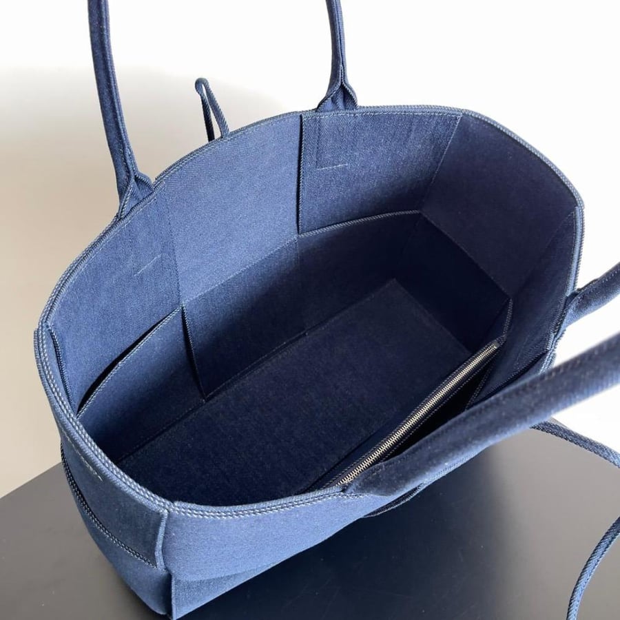 شنطة بوتيغا Arco مقاس 30cm