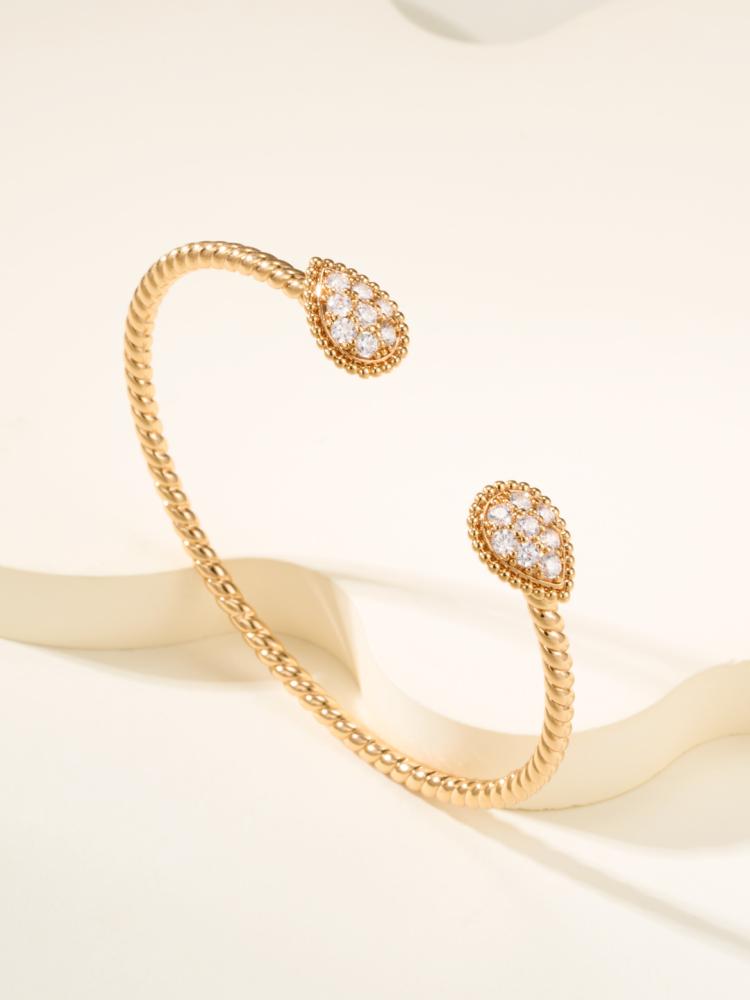 اسورة بوشرون Boucheron