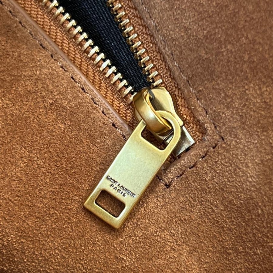 شنطة سان لوران Tote Saint Laurent