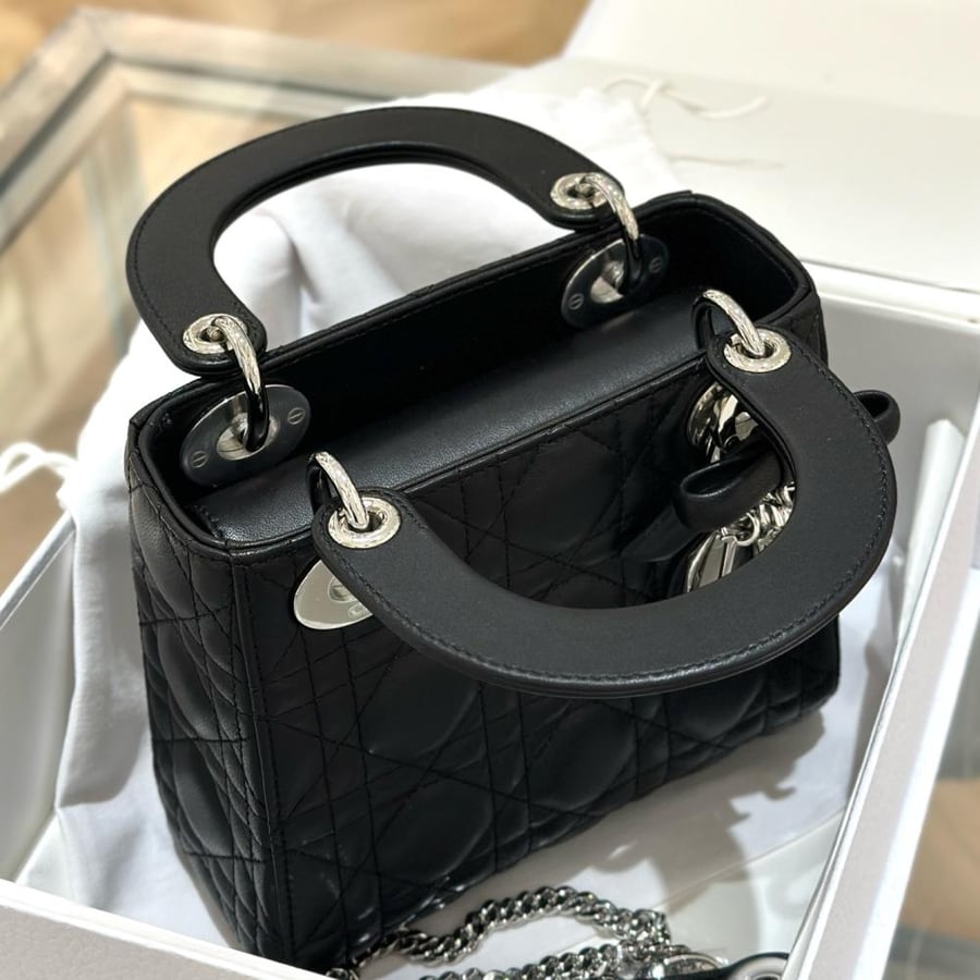 شنطة ديور Lady Dior مقاس 17cm