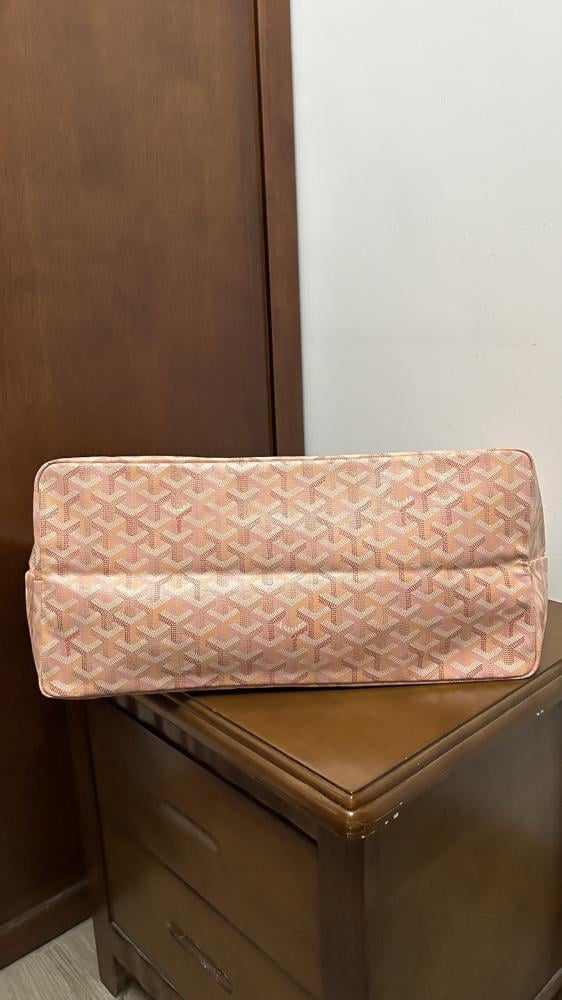 شنطة جويارد مقاس 47 Goyard