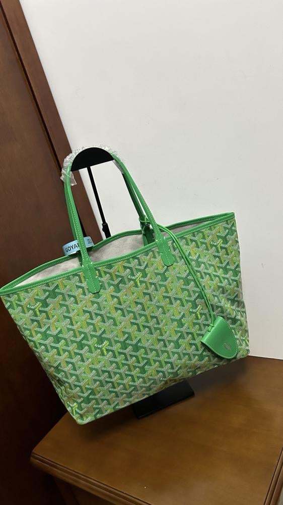شنطة جويارد مقاس 47 Goyard