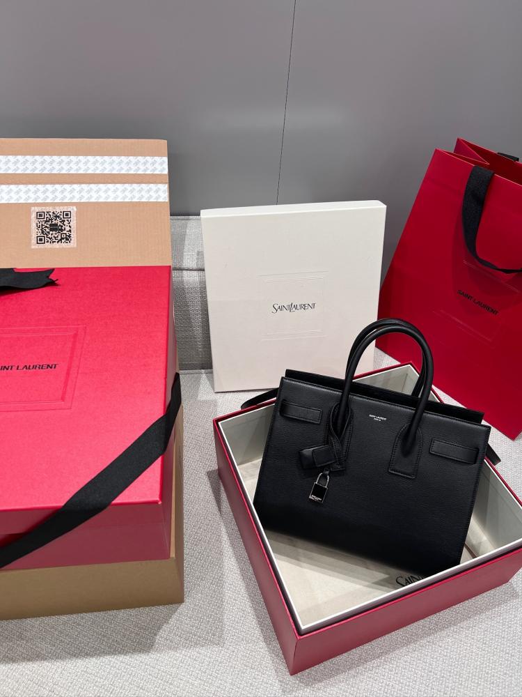 شنطة سان لوران Sac De Jour Baby Saint Laurent