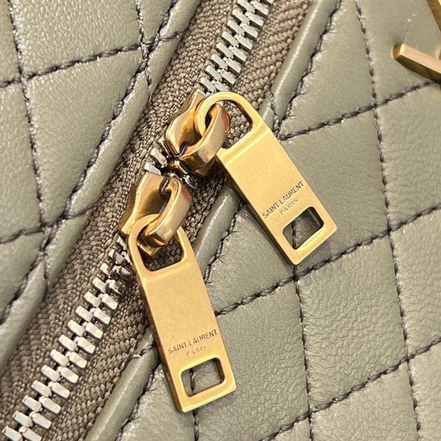 سان لوران GABY VANIT BAG مقاس 18cm