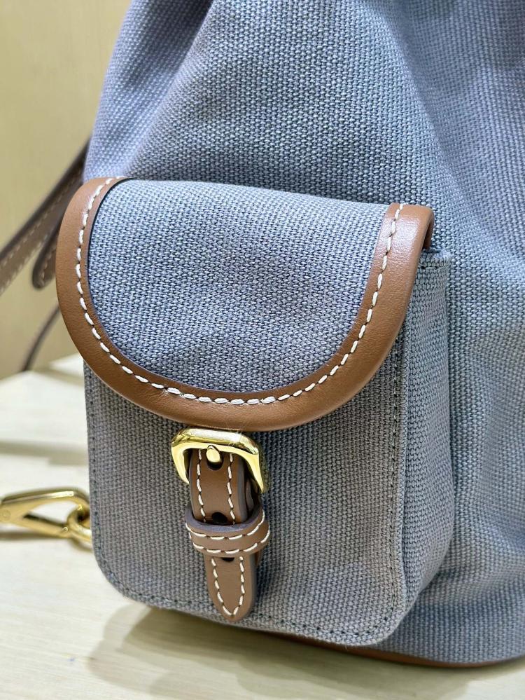 شنطة ميو ميو Small Canvas Backpack Miumiu مقاس 22 cm