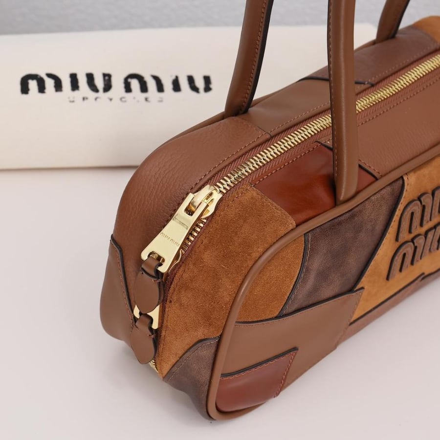 شنطة Miu Miu